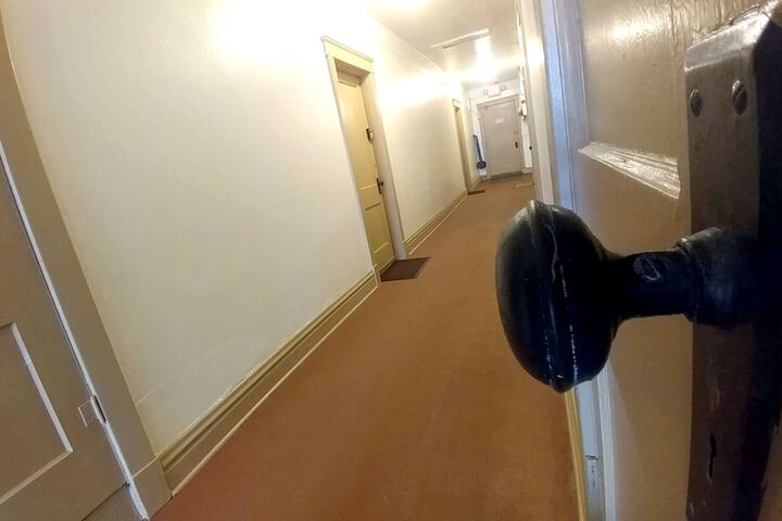 Ballroom/Hall 89 of 101