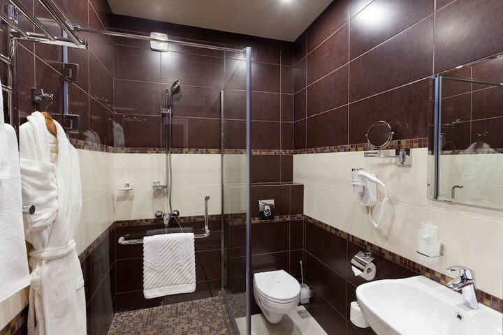 Room 7 of 31