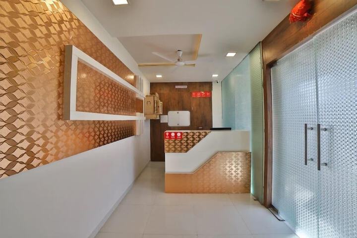 Hotel Maan Palace in Ahmedabad
