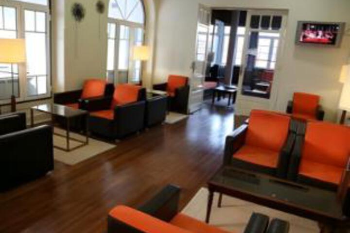 Guest Lobby