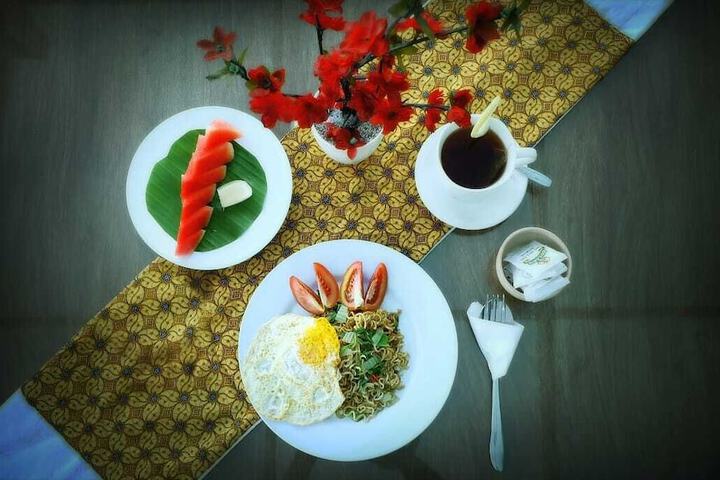 Breakfast/Coffee Service 21 of 36