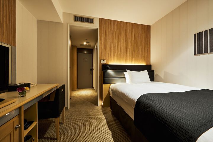 Room 4 of 53