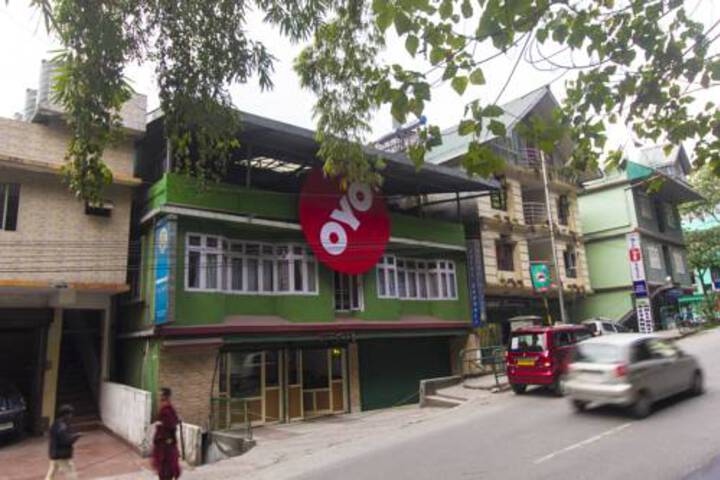 OYO 6916 Hotel Deorali