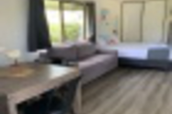 Room 303 of 504