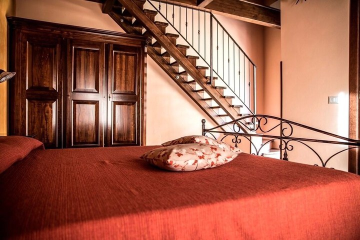 Room 14 of 26