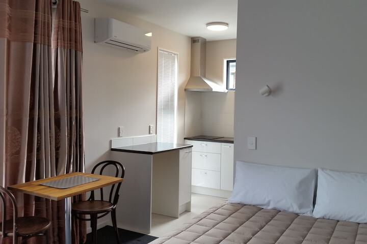 Room 14 of 40