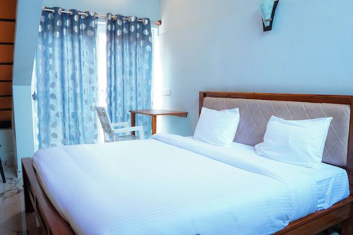 Room 20 of 77