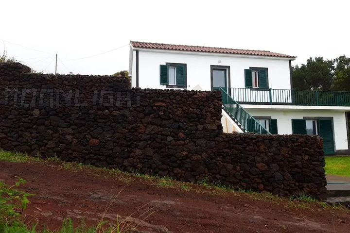 House With 2 Bedrooms in Horta With Wonderful sea View, Enclosed Garden and Wifi Near the Beach