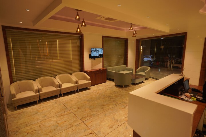 Room 19 of 29