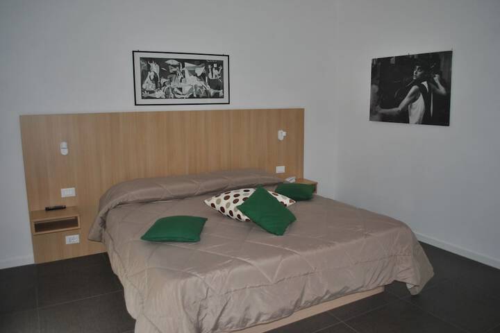 Room 36 of 86
