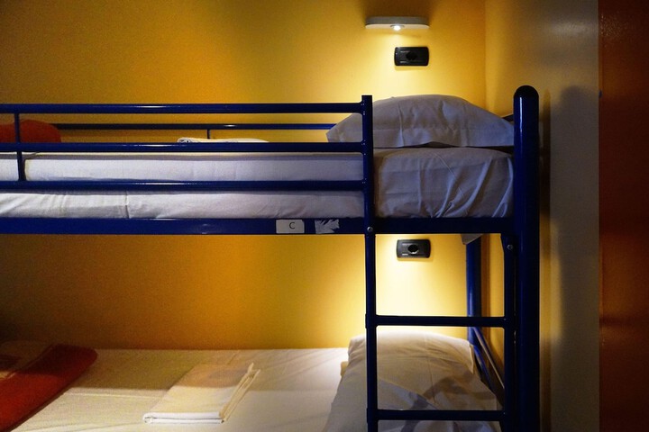 Room 16 of 51