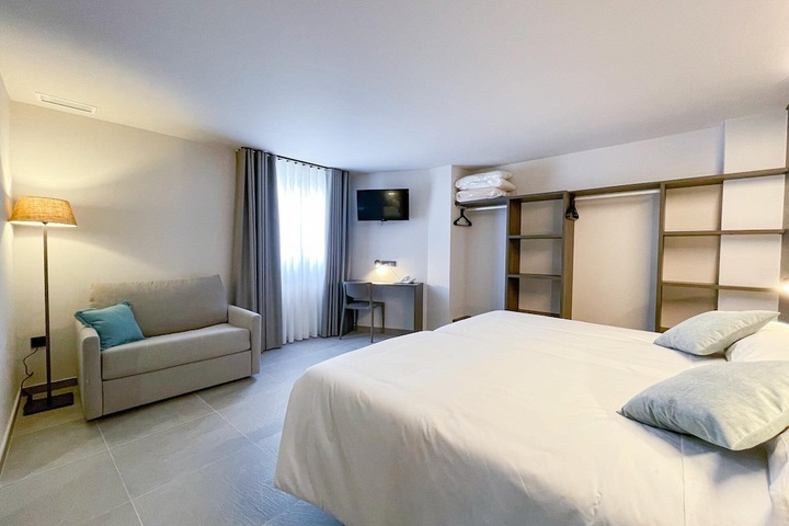 Image of Hotel Quatre Llunes