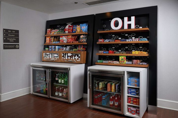 Snack bar