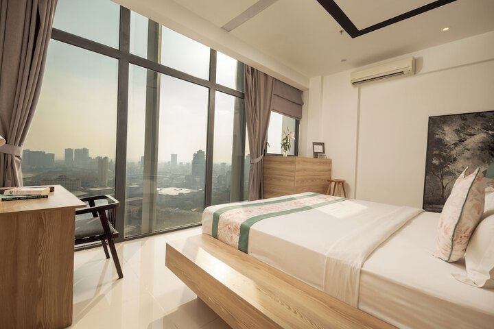 Room 20 of 115