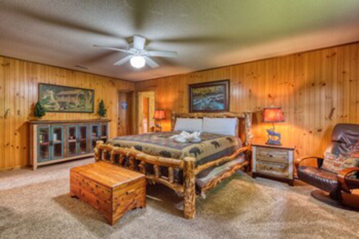 Room 31 of 32