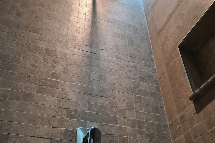 Room 14 of 51