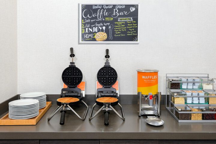 Breakfast/Coffee Service 41 of 48