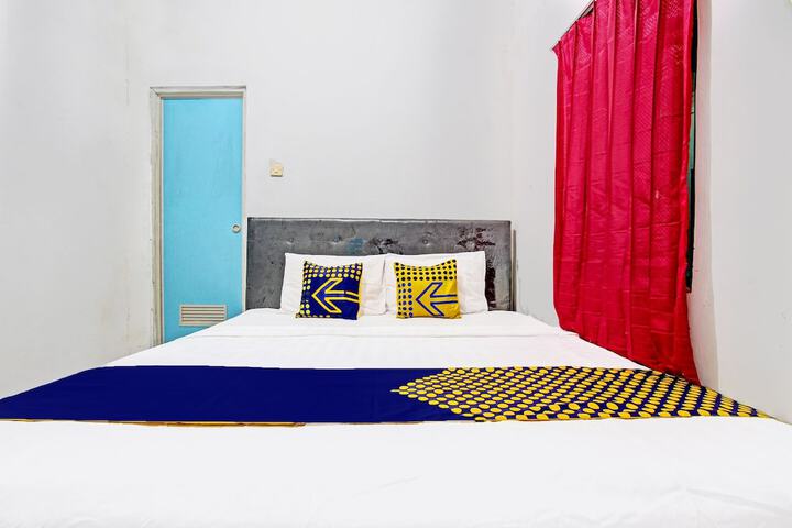 Room 21 of 27