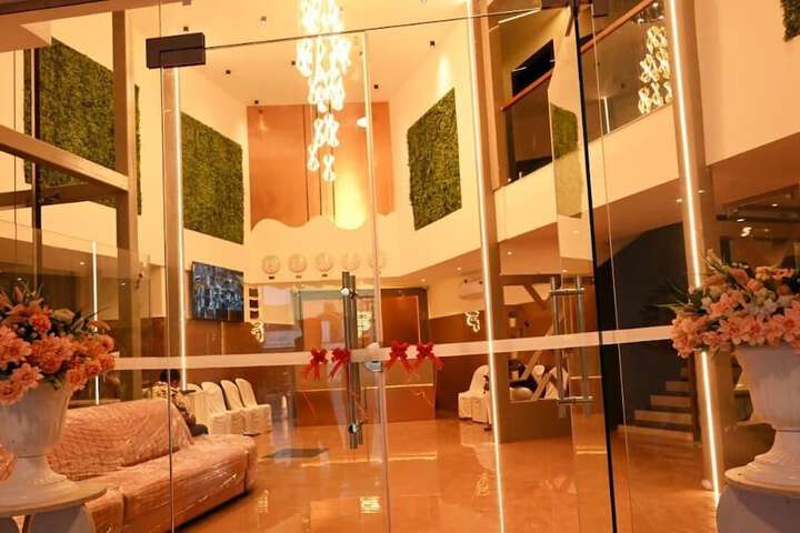 Hotel Interior 8 of 24