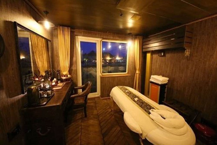 Relaxing Spa