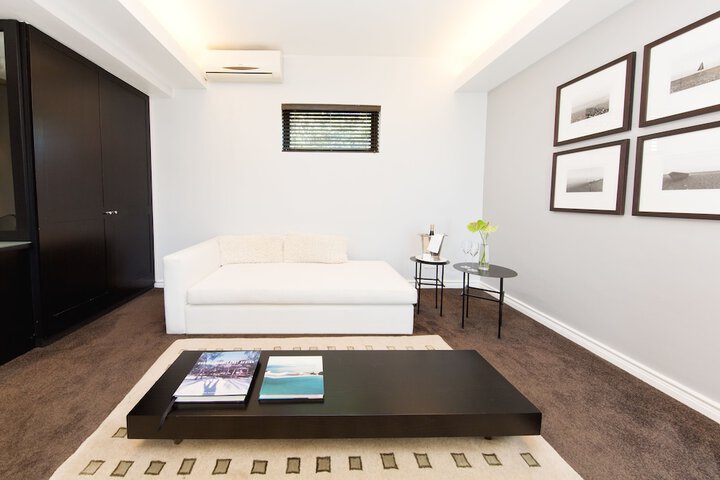 Room 19 of 57