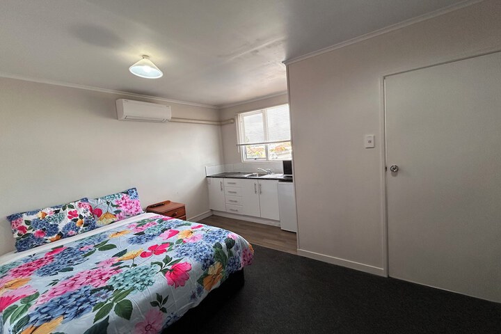 Room 21 of 81
