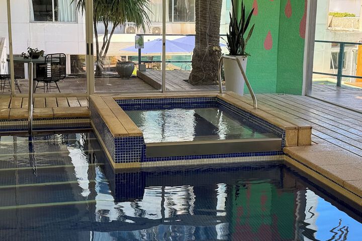 Pool 42 of 51
