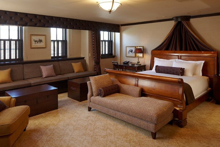 Room 14 of 89