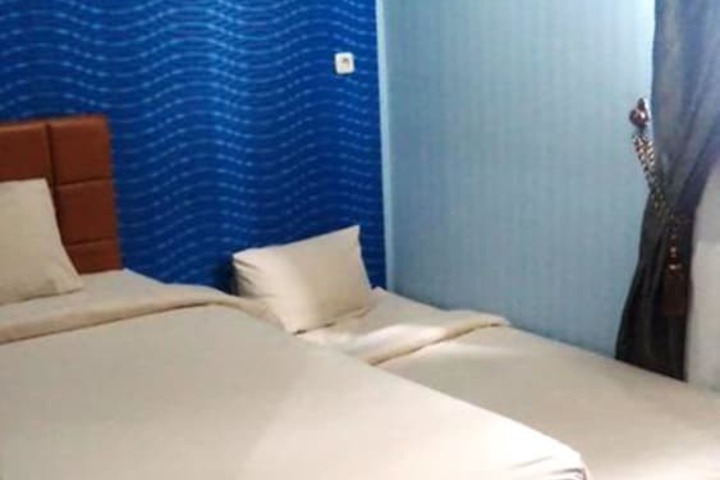 Room 11 of 41