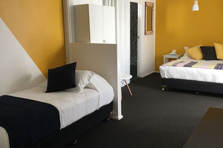 Room 9 of 67
