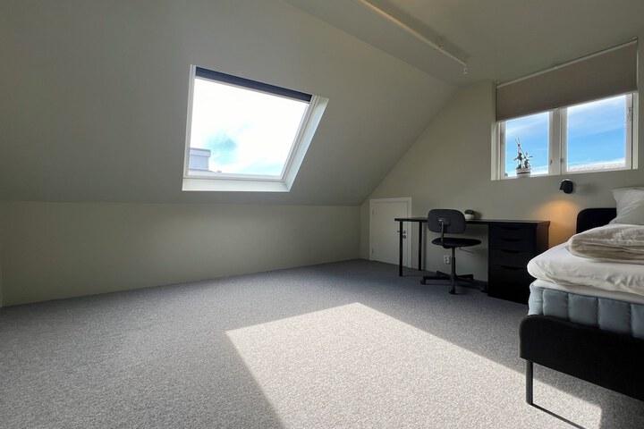Room 17 of 57