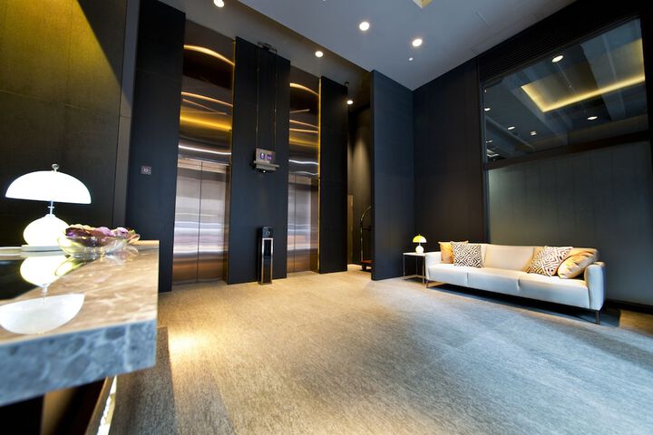 Hotel Interior 10 of 36
