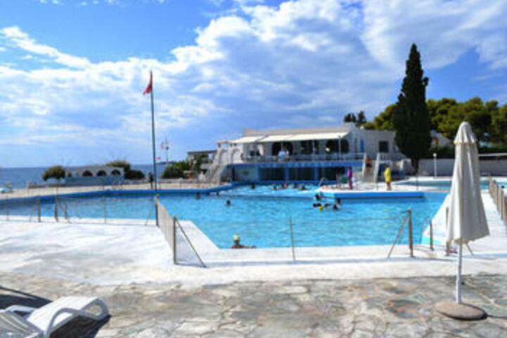 Club Ermioni