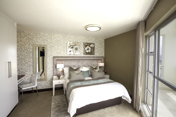 Room 19 of 118