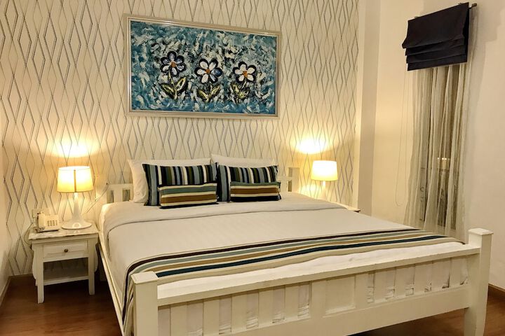 Room 17 of 112