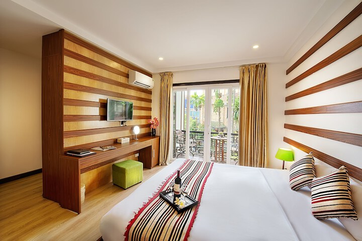 Room 5 of 25