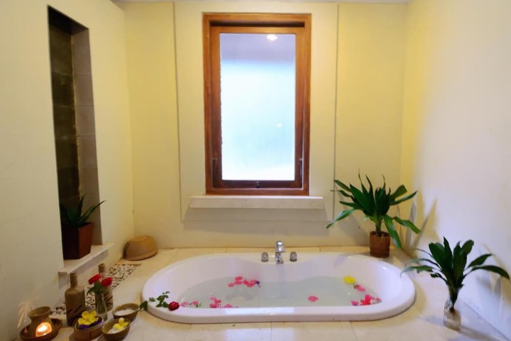 Bath Interior