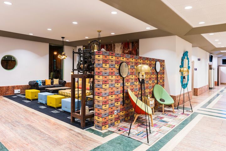 Hotel Interior 10 of 74