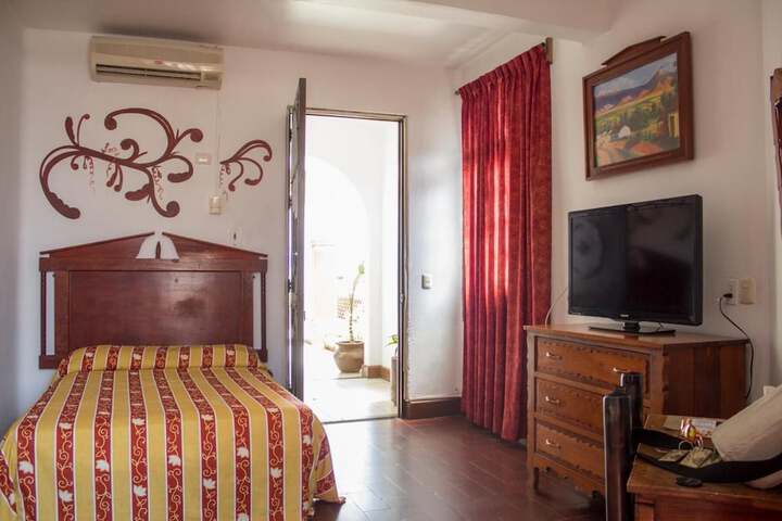 Room 13 of 51