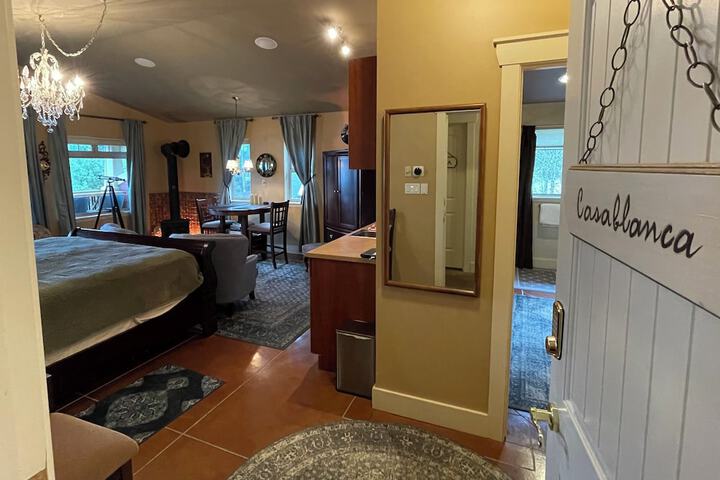 Room 61 of 143