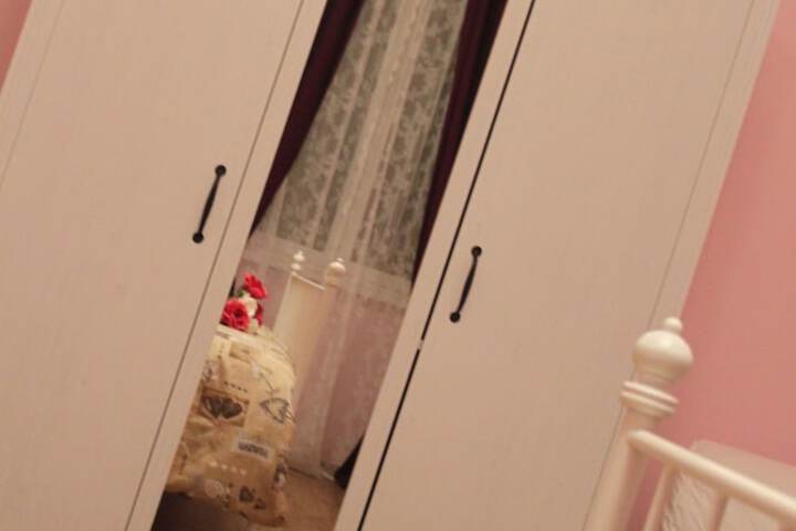 Room 5 of 46