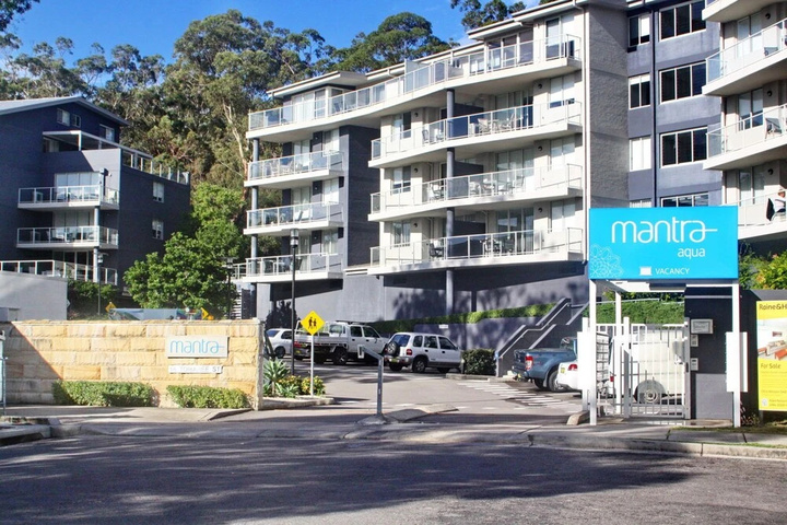 Mantra Aqua Penthouse 83 / 1A Tomaree Street