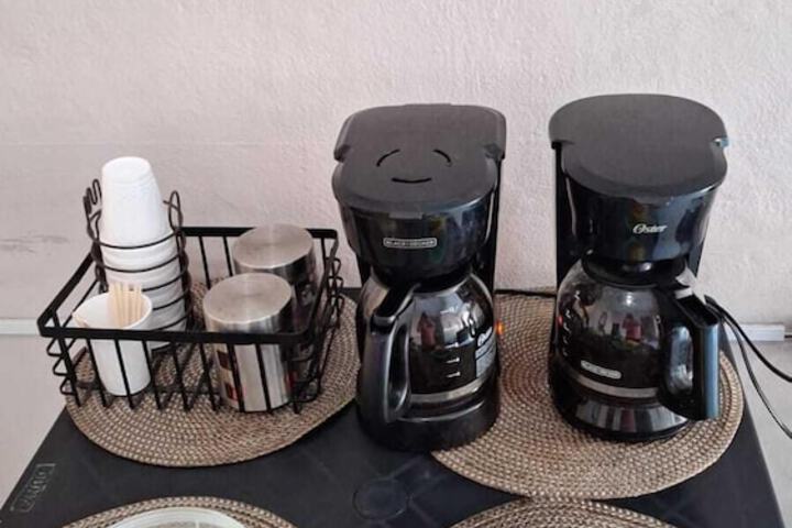 Breakfast/Coffee Service 35 of 38