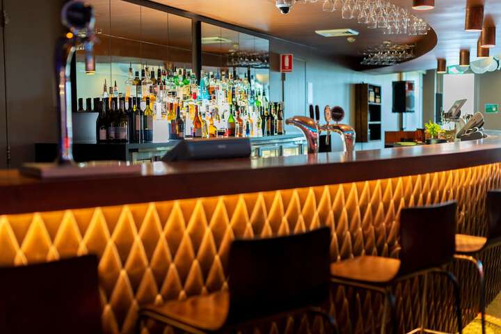 Lounge 116 of 156