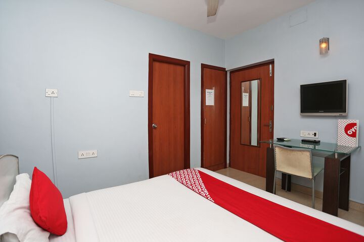 Room 6 of 6