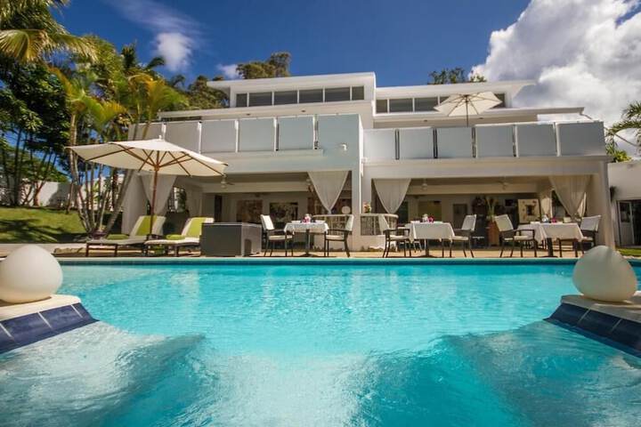 Pool 82 of 136