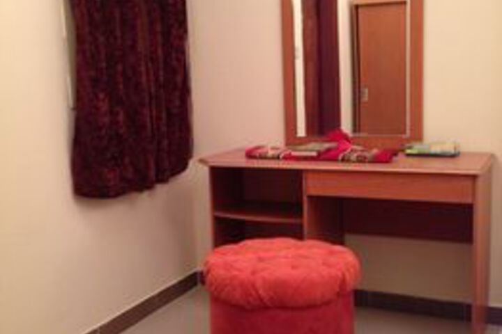 Room 16 of 23