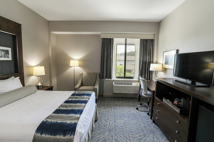 Room 51 of 113