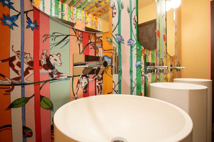 Hotel Interior 116 of 153