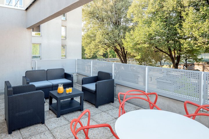 Terrace/Patio 29 of 38